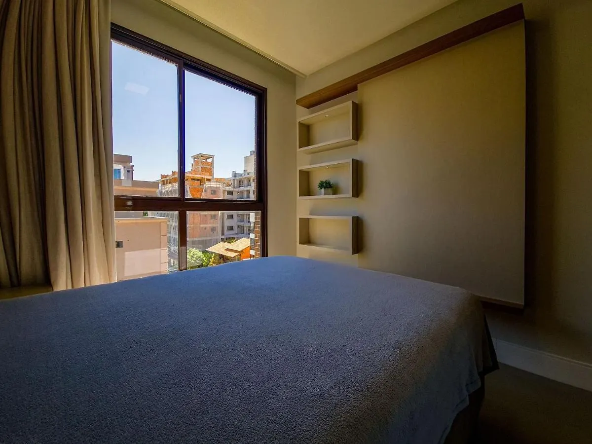 Excelente apartamento 3 quartos novo - Fantástico Rooftop com vista mar e piscina do condomíno - 6 pessoas - San Diego Bombinhas Casa de Férias